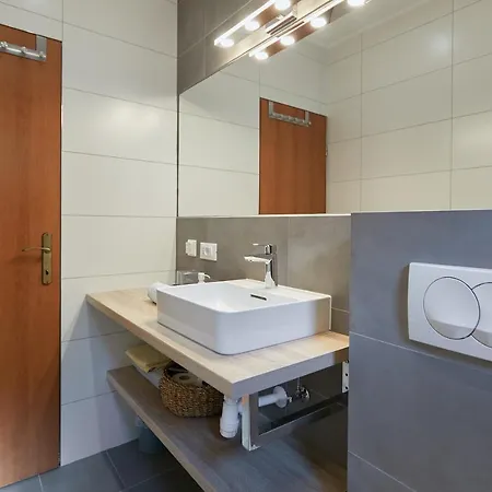 Mljet 4 - Seafront Sobra