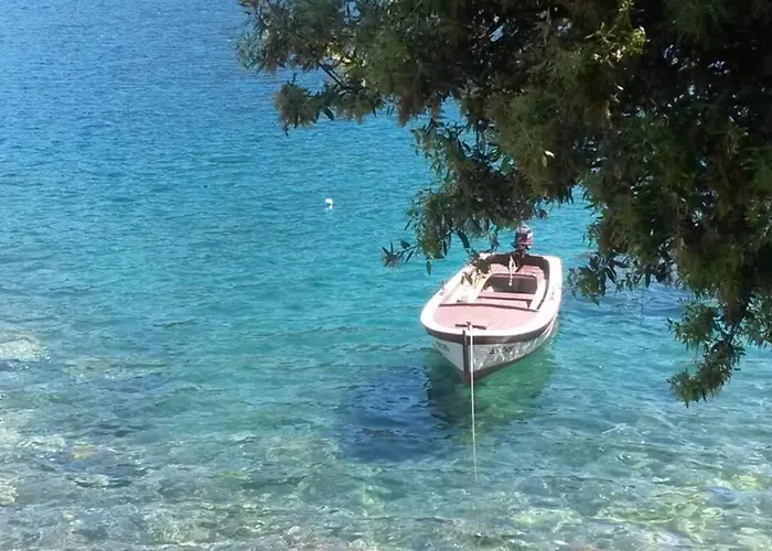 Mljet 4 - Seafront Lägenhet *