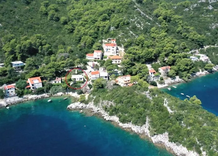 Mljet 4 - Seafront * Sobra