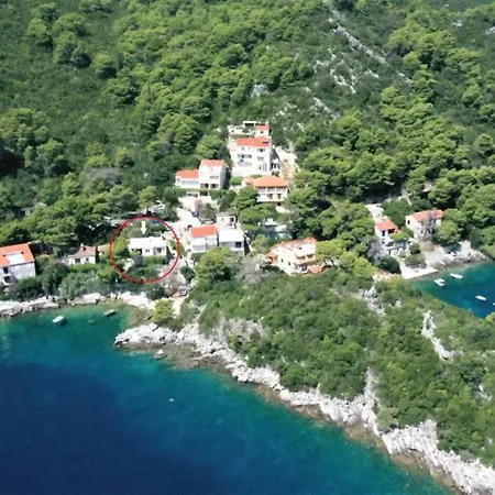 Mljet 4 - Seafront * Sobra